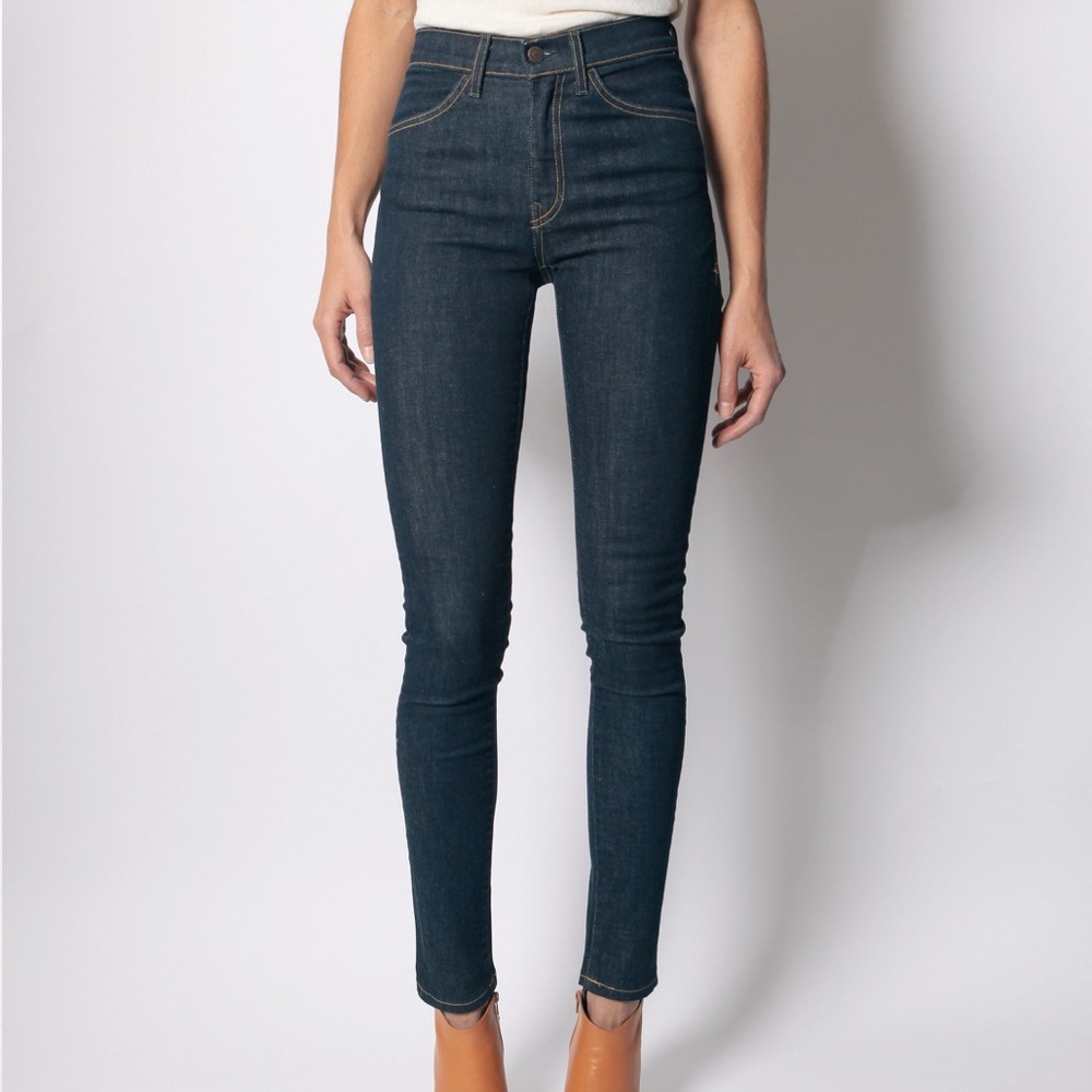 Imogene and Willie - Imogene Slim Medium Wash